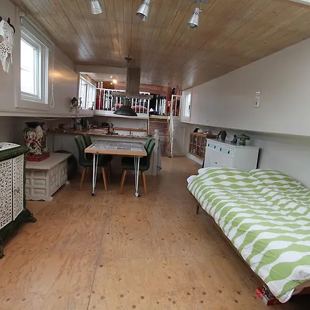 A359 Private Houseboat City Centre * Amsterdam